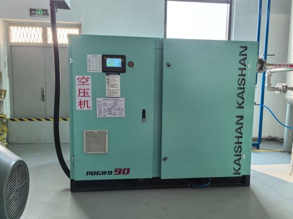 無油水潤滑螺桿空壓機